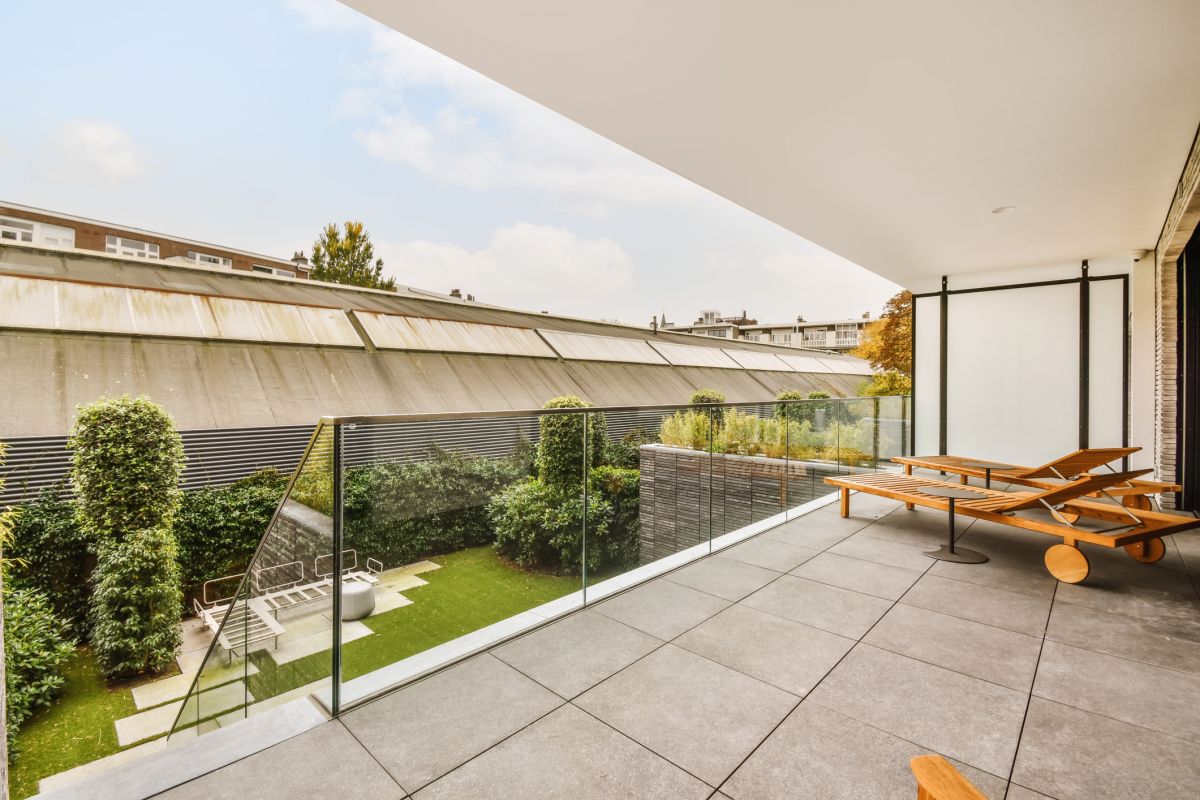 Local Balcony Tile Installation in Mill Valley, CA