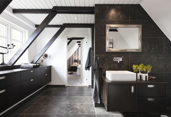 Granite Tiles Installation